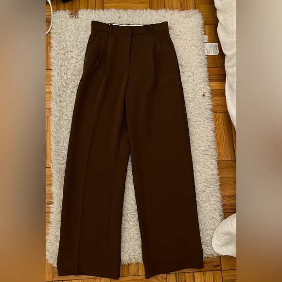 Aritzia Pants - Aritzia Wilfred Effortless pant